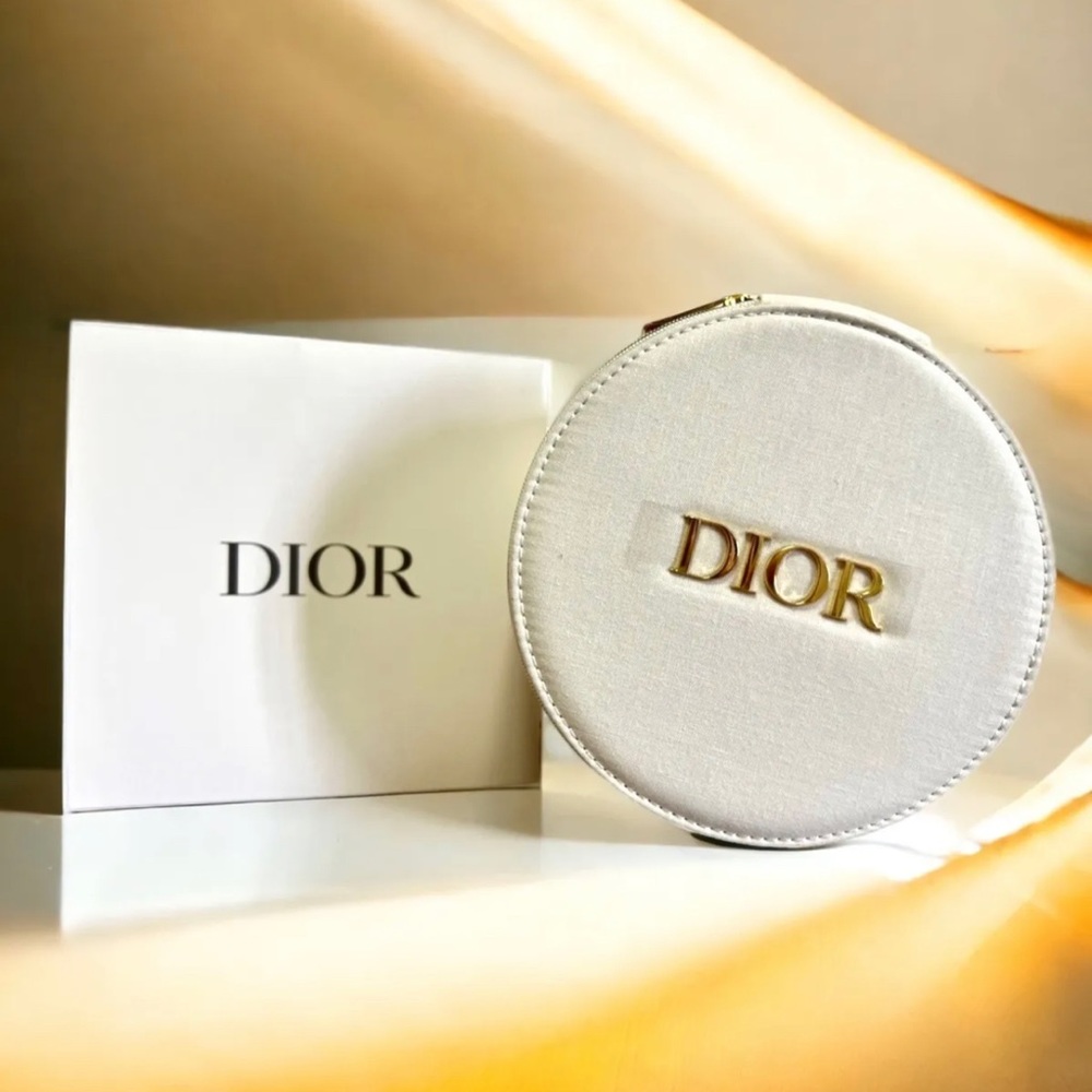 Brand New Dior beauty vanity case with gold logo & cotton linen